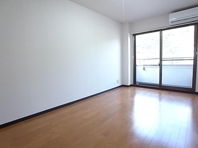  近鉄難波線・奈良線/東生駒駅 徒歩9分 3階 築28年