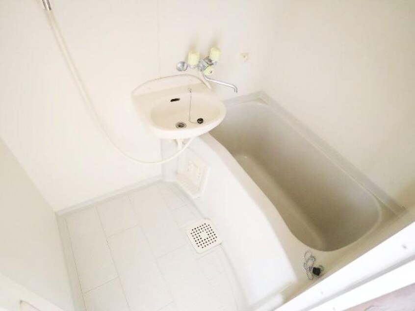  近鉄難波線・奈良線/東生駒駅 徒歩9分 2階 築28年