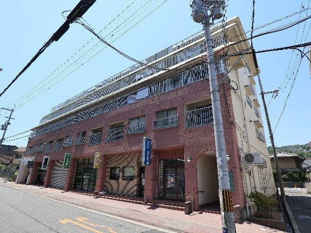  近鉄難波線・奈良線/生駒駅 徒歩8分 2階 築54年