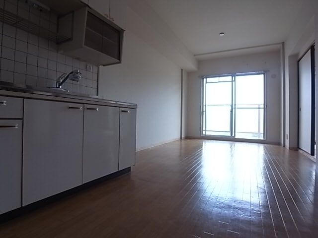  近鉄難波線・奈良線/生駒駅 徒歩12分 3階 築35年