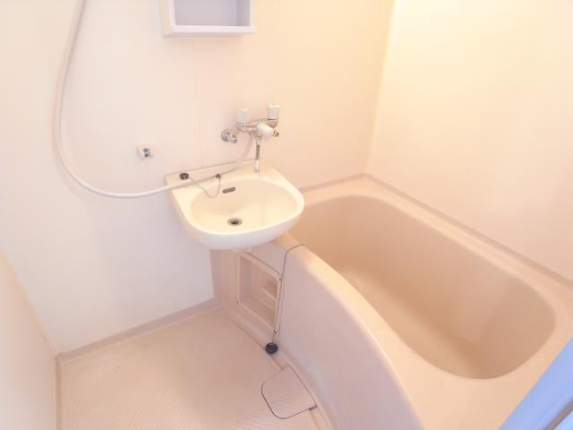  近鉄難波線・奈良線/東生駒駅 徒歩6分 2階 築33年