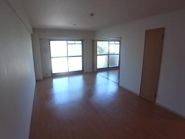  近鉄難波線・奈良線/生駒駅 徒歩15分 3階 築21年