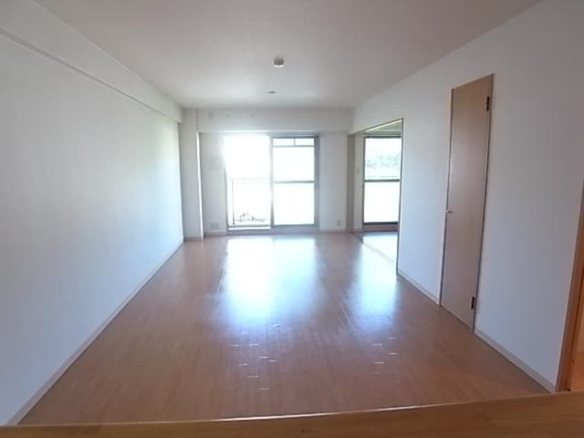  近鉄難波線・奈良線/生駒駅 徒歩15分 3階 築21年