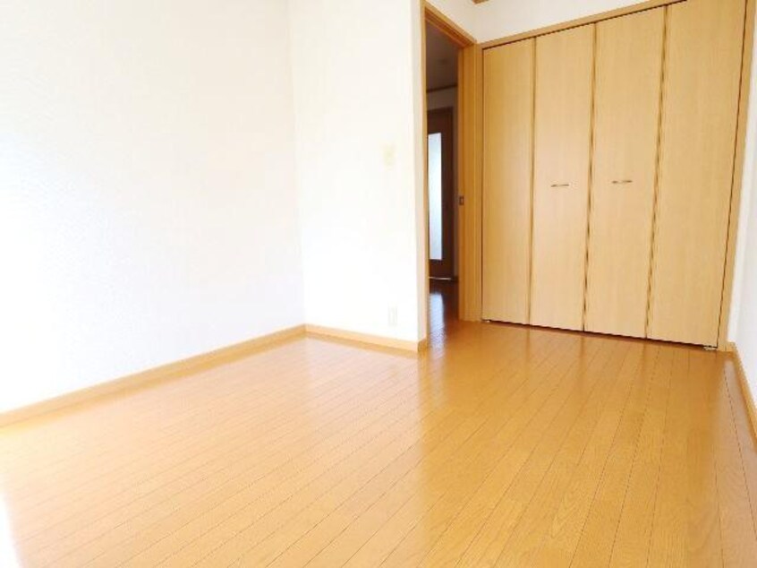  近鉄難波線・奈良線/生駒駅 バス8分北条下車:停歩3分 1階 築21年