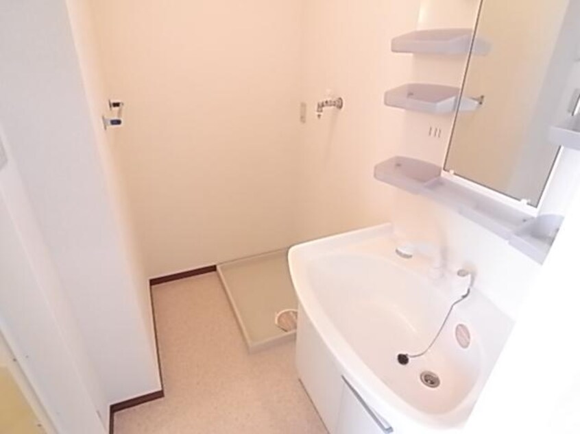  近鉄生駒線/菜畑駅 徒歩5分 1階 築20年