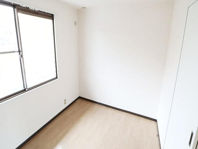  近鉄難波線・奈良線/生駒駅 徒歩11分 2階 築31年