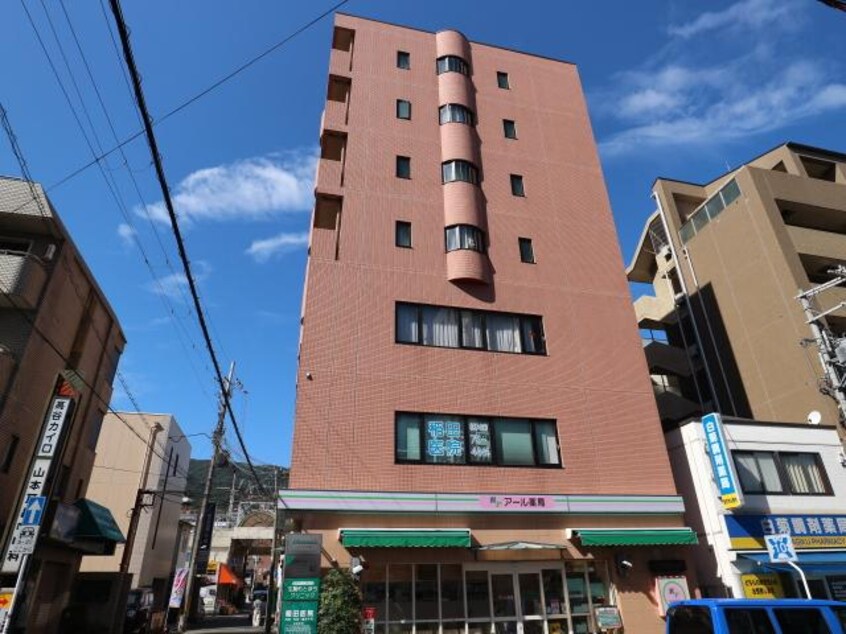  近鉄難波線・奈良線/生駒駅 徒歩1分 6階 築19年