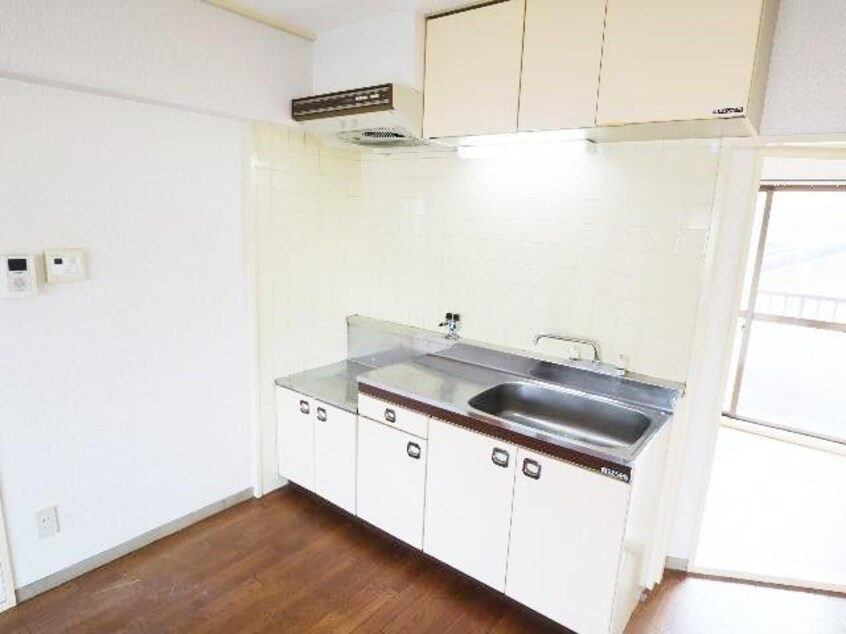  近鉄生駒線/南生駒駅 徒歩6分 3階 築40年