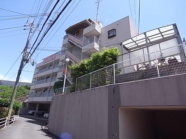  近鉄難波線・奈良線/生駒駅 徒歩13分 2階 築35年