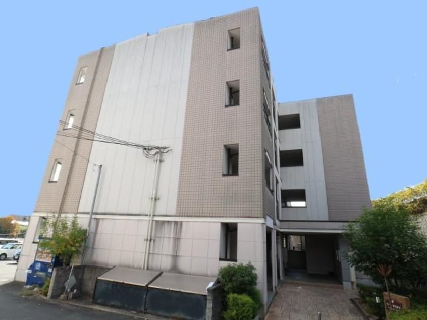  近鉄難波線・奈良線/東生駒駅 徒歩8分 1階 築19年