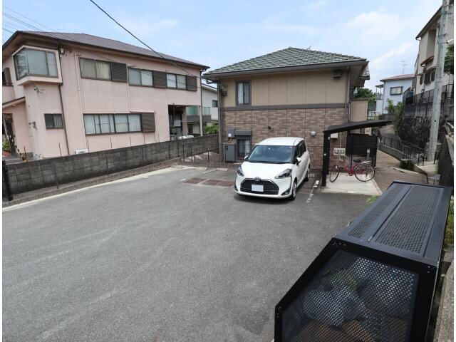  近鉄難波線・奈良線/生駒駅 徒歩10分 1階 築17年