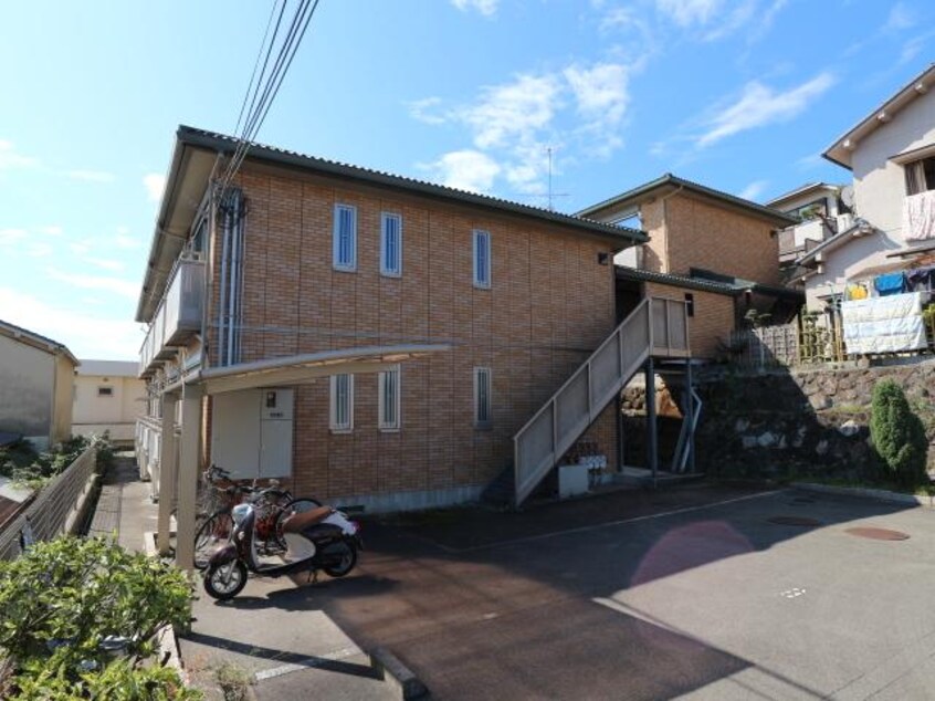  近鉄難波線・奈良線/生駒駅 徒歩8分 1階 築18年