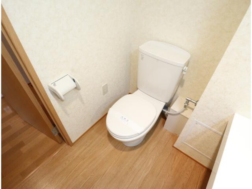  近鉄難波線・奈良線/生駒駅 徒歩8分 1階 築18年