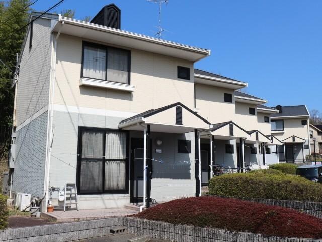  近鉄難波線・奈良線/東生駒駅 バス8分さつき台１丁目下車:停歩6分 1-2階 築32年