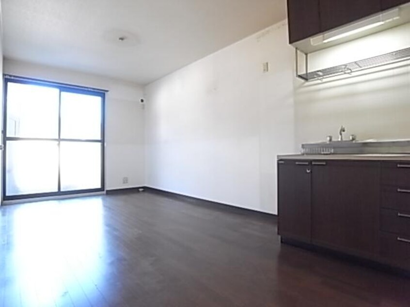  近鉄難波線・奈良線/東生駒駅 バス8分さつき台１丁目下車:停歩6分 1-2階 築32年