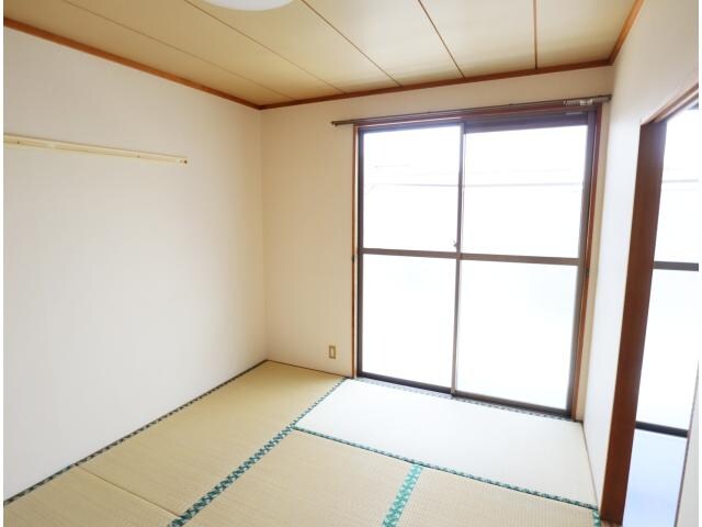  近鉄難波線・奈良線/生駒駅 徒歩19分 2階 築35年