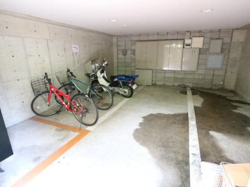  近鉄難波線・奈良線/東生駒駅 徒歩10分 3階 築34年