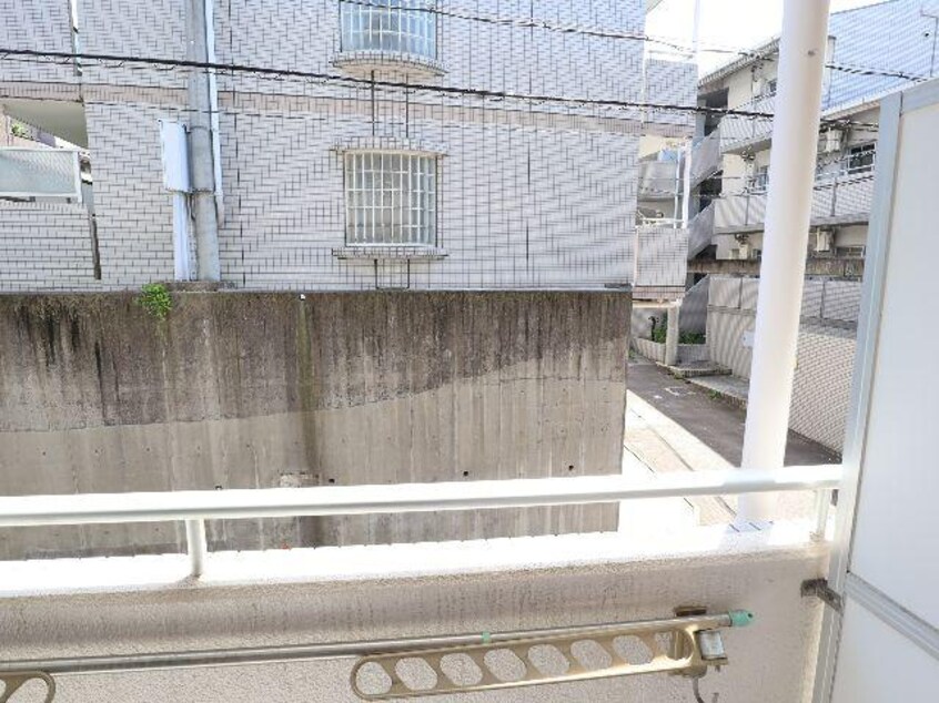  近鉄難波線・奈良線/東生駒駅 徒歩10分 1階 築34年