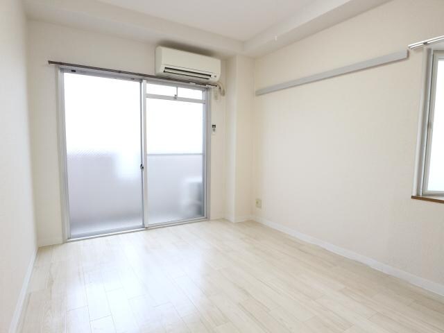  近鉄難波線・奈良線/生駒駅 徒歩3分 1階 築36年