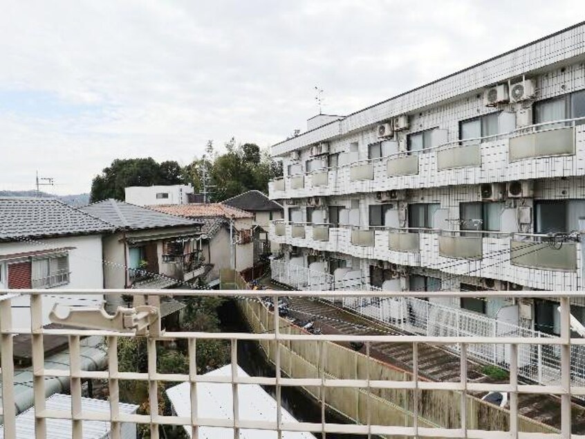  近鉄難波線・奈良線/生駒駅 徒歩7分 3階 築34年