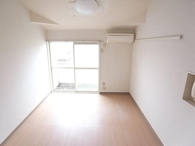  近鉄難波線・奈良線/生駒駅 徒歩8分 3階 築35年