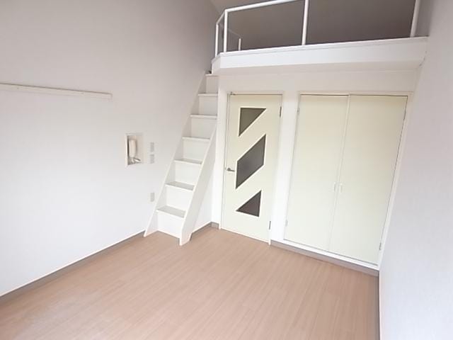  近鉄難波線・奈良線/生駒駅 徒歩8分 3階 築35年