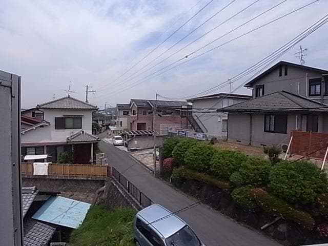  近鉄難波線・奈良線/生駒駅 徒歩8分 3階 築35年