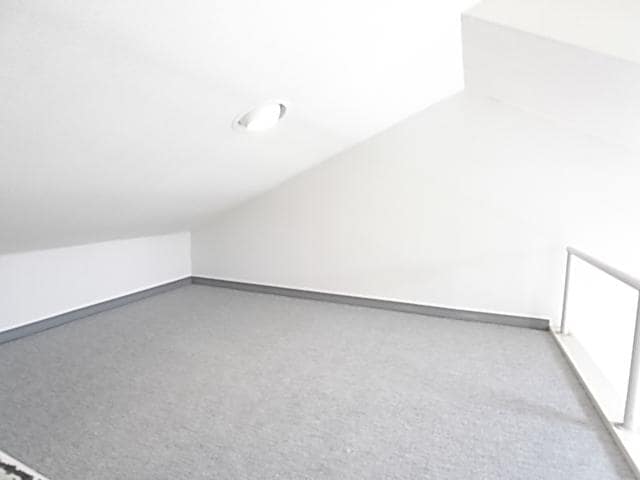  近鉄難波線・奈良線/生駒駅 徒歩8分 3階 築35年