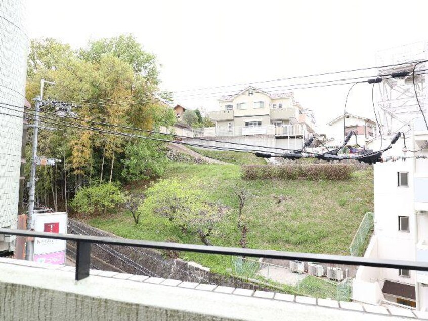 近鉄難波線・奈良線/生駒駅 徒歩3分 4階 築36年