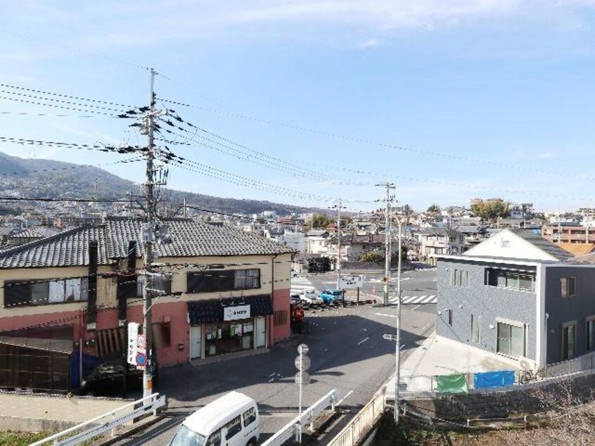  近鉄難波線・奈良線/東生駒駅 徒歩5分 3階 築48年