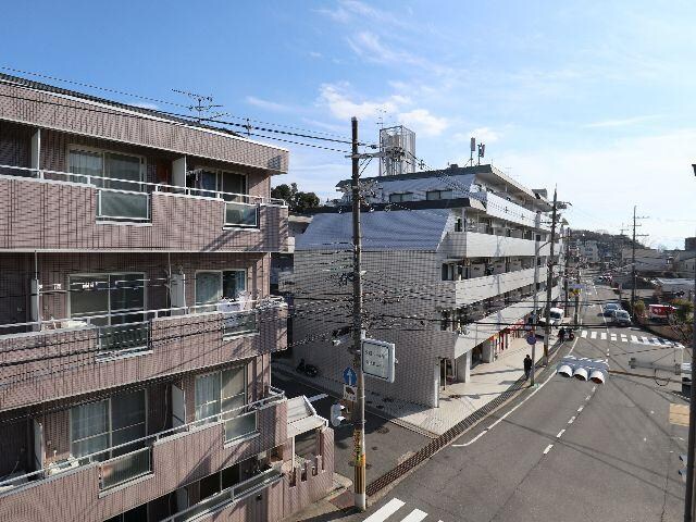  近鉄難波線・奈良線/東生駒駅 徒歩5分 3階 築48年