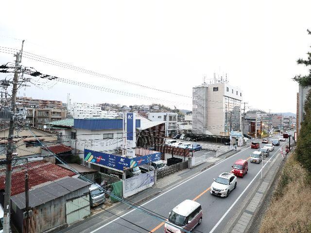  近鉄難波線・奈良線/生駒駅 徒歩10分 3階 築35年