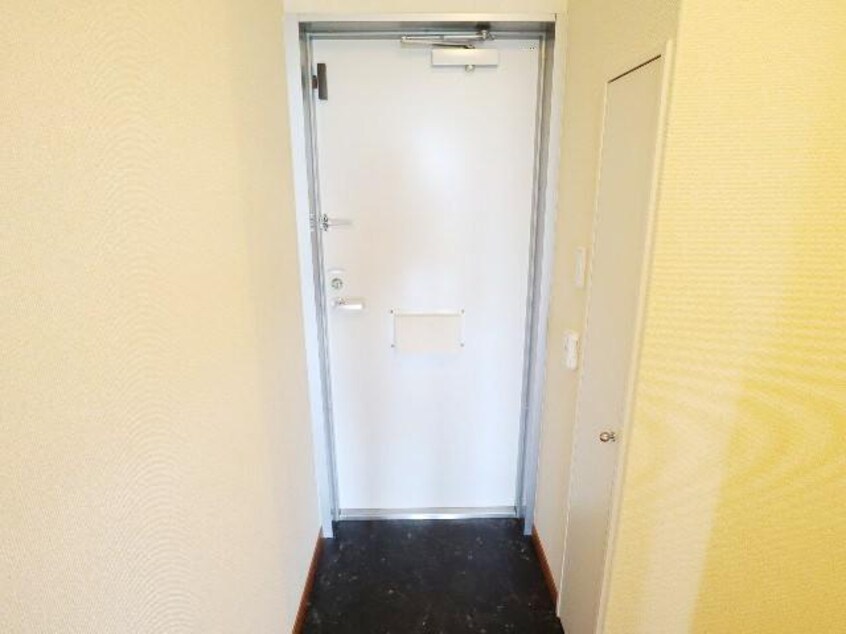  近鉄生駒線/一分駅 徒歩8分 1階 築16年