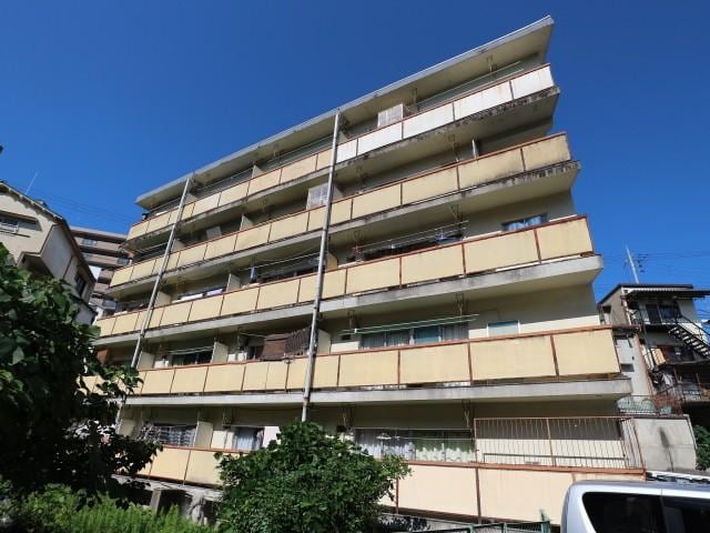  近鉄難波線・奈良線/生駒駅 徒歩3分 4階 築61年