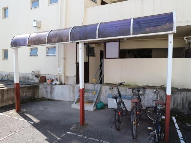 近鉄難波線・奈良線/生駒駅 徒歩3分 2階 築60年