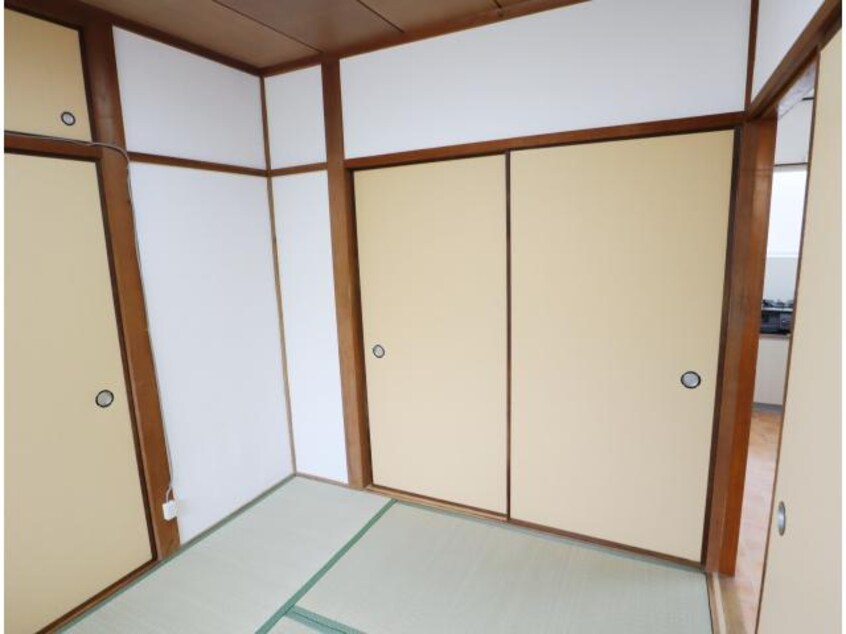  近鉄難波線・奈良線/生駒駅 徒歩16分 1階 築45年
