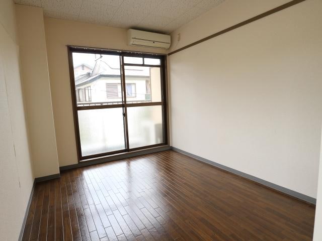  近鉄難波線・奈良線/東生駒駅 徒歩10分 1階 築33年