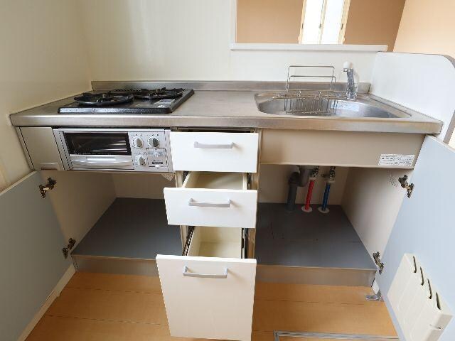  近鉄難波線・奈良線/生駒駅 バス8分阪奈中央病院下車:停歩3分 1階 築15年