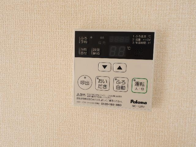  近鉄難波線・奈良線/生駒駅 バス8分阪奈中央病院下車:停歩3分 1階 築15年