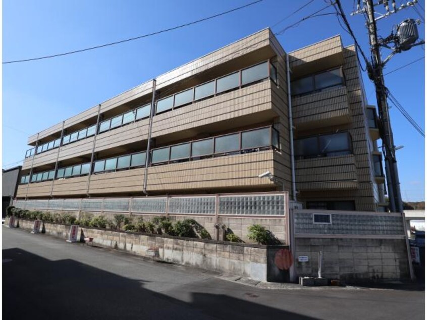  近鉄けいはんな線/学研北生駒駅 徒歩3分 1階 築35年