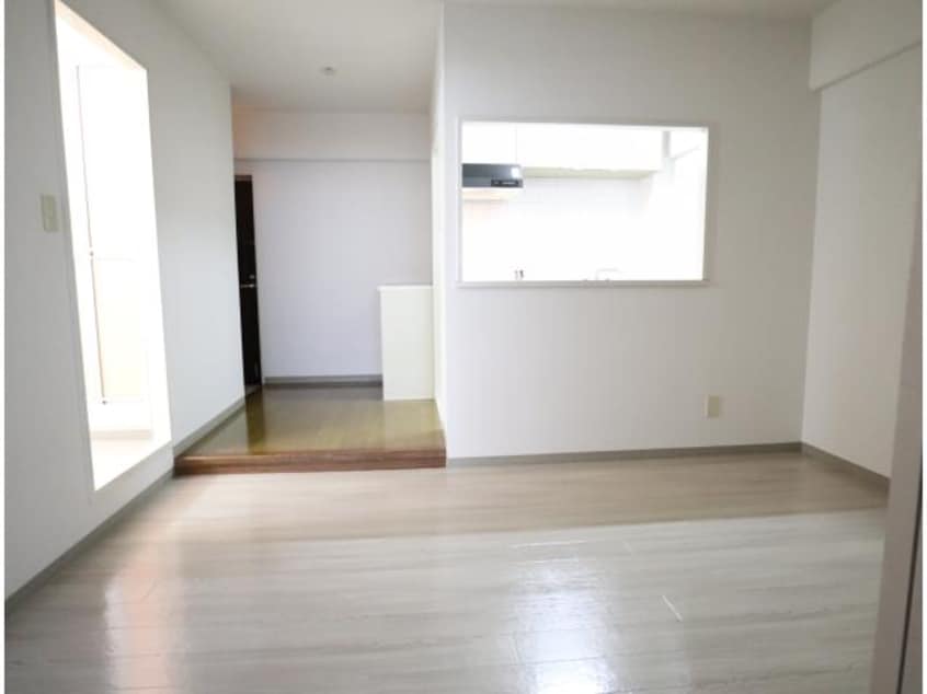  近鉄けいはんな線/学研北生駒駅 徒歩3分 1階 築35年