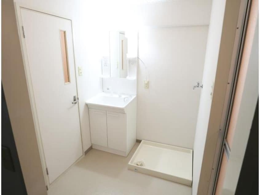  近鉄けいはんな線/学研北生駒駅 徒歩3分 1階 築35年