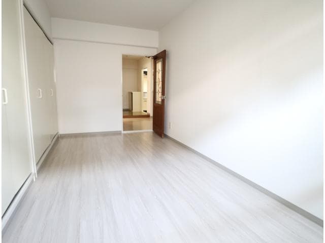  近鉄けいはんな線/学研北生駒駅 徒歩3分 1階 築35年