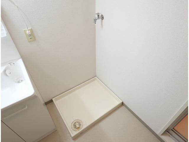  近鉄けいはんな線/学研北生駒駅 徒歩3分 1階 築35年