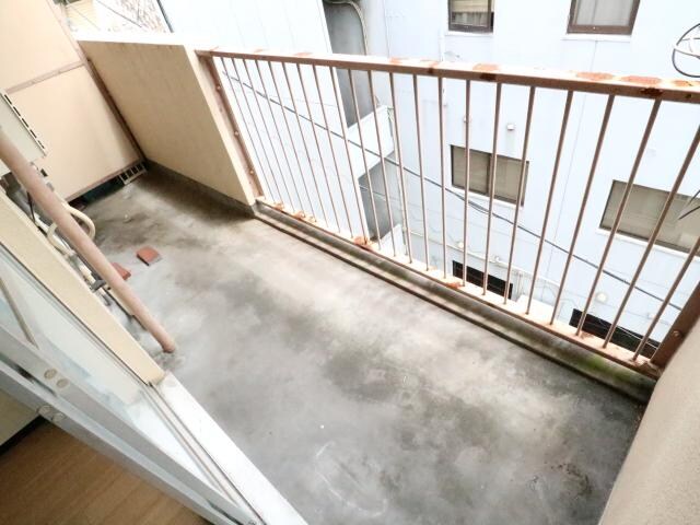  近鉄難波線・奈良線/東生駒駅 徒歩2分 4階 築52年