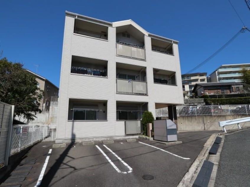  近鉄難波線・奈良線/東生駒駅 徒歩6分 3階 築14年