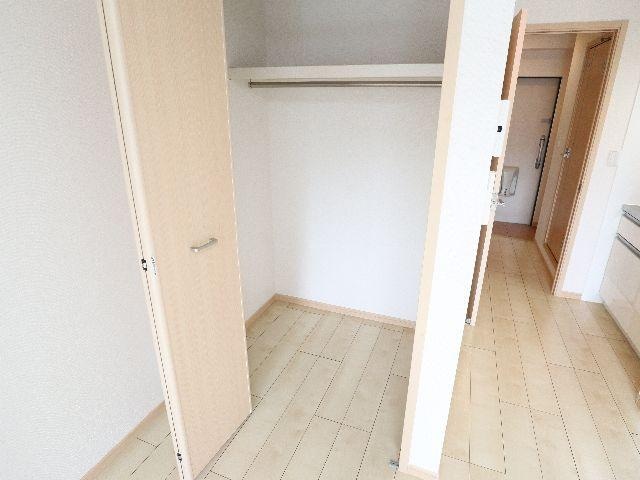  近鉄難波線・奈良線/東生駒駅 徒歩6分 3階 築14年