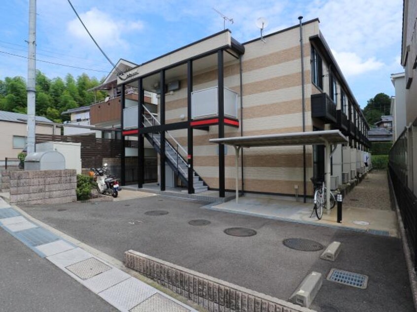  近鉄難波線・奈良線/生駒駅 徒歩22分 1階 築13年