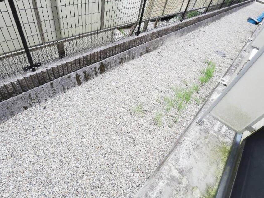  近鉄難波線・奈良線/生駒駅 徒歩22分 1階 築13年