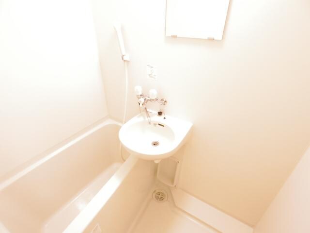  近鉄難波線・奈良線/生駒駅 徒歩22分 2階 築14年